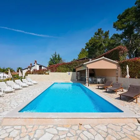 App Marina Apartament *